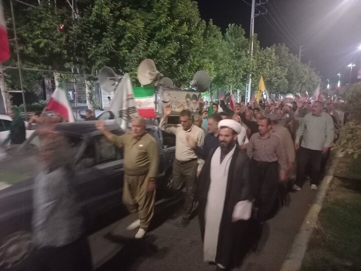 تصاویر/ ویژه برنامه «کاروان متحد مردمی و انقلابی » در کامیاران