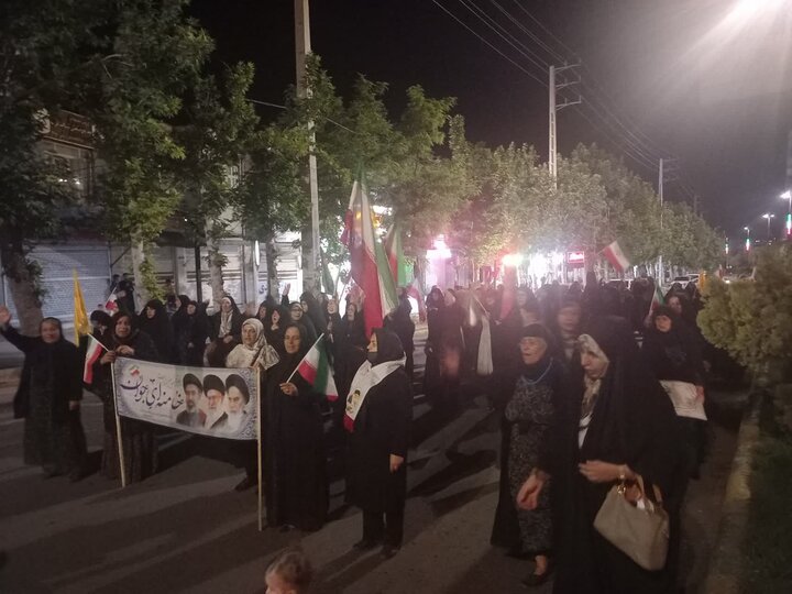 تصاویر/ ویژه برنامه «کاروان متحد مردمی و انقلابی » در کامیاران