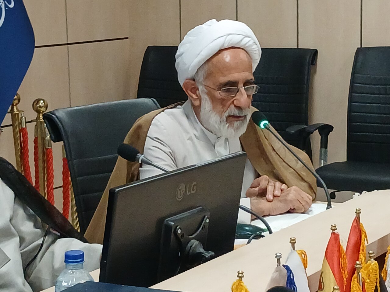 بهره‌مندی از درس رهبر شهید بخش مهمی از مسیر علمی من را شکل داد