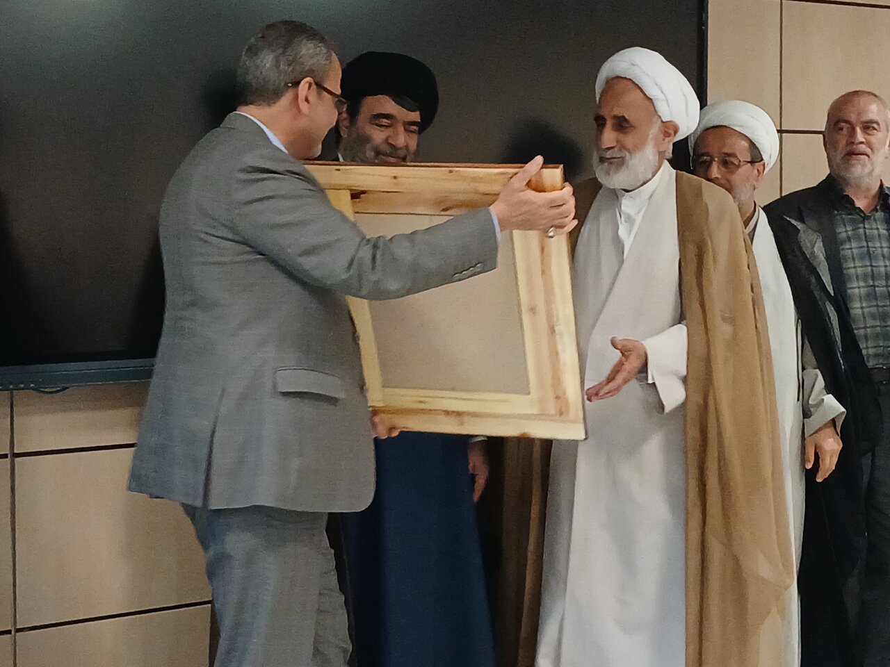 مراسم نکوداشت علمی حجت‌الاسلام والمسلمین حسن نقی‌زاده  در تالار شهید عبدالکریمی دانشکده الهیات دانشگاه فردوسی