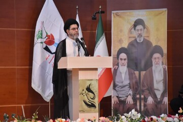 فرهنگ ایثار ضامن عزت و اقتدار ملت ایران است