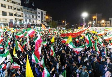چرا جریان روشنفکرانِ غرب‌زده از بعثت مردم عصبانی است؟
