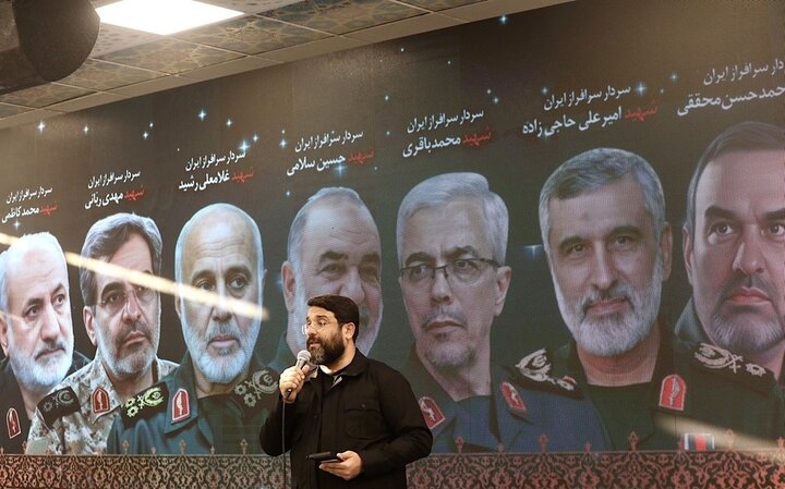 تصاویر/  مراسم اولین سالگرد شهدای اقتدار جنگ تحمیلی ۱۲ روزه