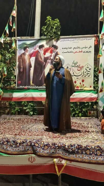 تصاویر/ صدو دومین اجتماع بزرگ‌ شبانه مردمی  نطنز در لبیک به ندای رهبر معظم انقلاب