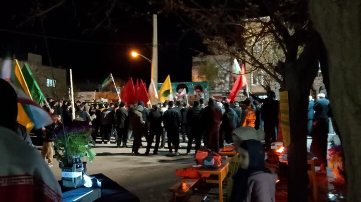 تصاویر / تصاویر / فعالیتهای فرهنگی و تبلیغی قرارگاه جهادی مدرسه امام صادق علیه‌السلام خواهران شهرستان بویین زهرا در شب صد ودوم