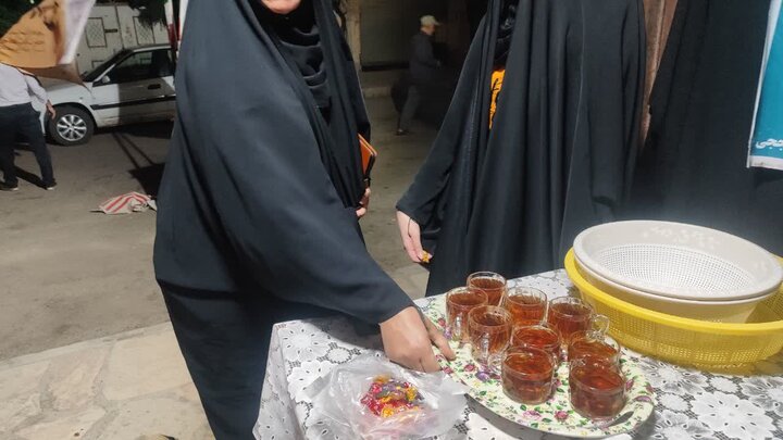 تصاویر / تصاویر / فعالیتهای فرهنگی و تبلیغی قرارگاه جهادی مدرسه امام صادق علیه‌السلام خواهران شهرستان بویین زهرا در شب صد ودوم