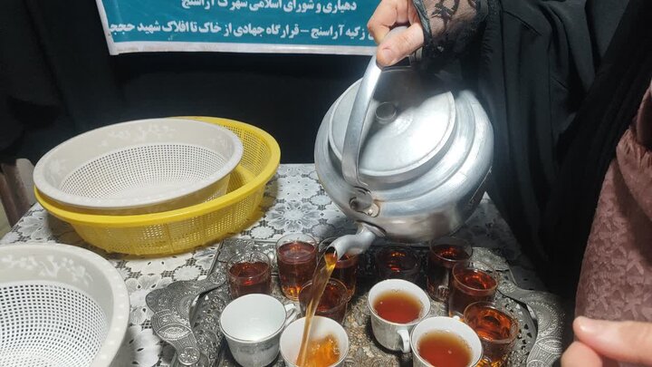 تصاویر / تصاویر / فعالیتهای فرهنگی و تبلیغی قرارگاه جهادی مدرسه امام صادق علیه‌السلام خواهران شهرستان بویین زهرا در شب صد ودوم