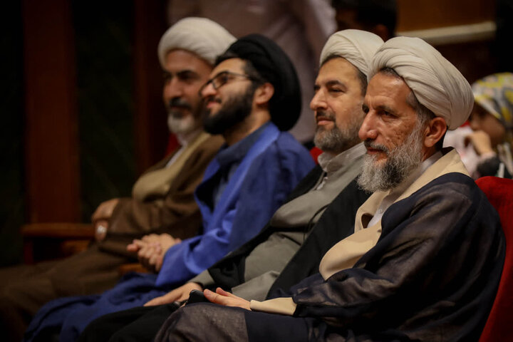 تصاویر / مراسم تجلیل از حافظان قرآن دانش‌آموز با نماینده ولی فقیه در استان وامام جمعه قزوین