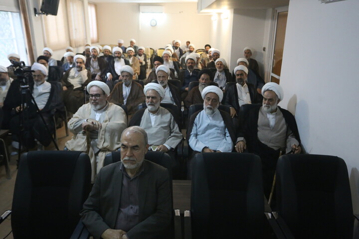 تصاویر/ گردهمایی بیسج اساتید و نخبگان حوزه های علمیه استان اصفهان