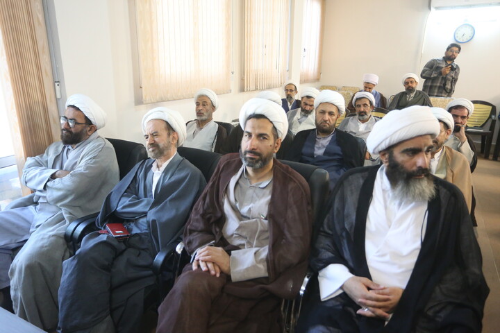 تصاویر/ گردهمایی بیسج اساتید و نخبگان حوزه های علمیه استان اصفهان