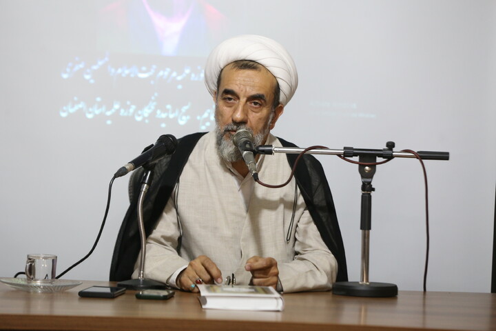 تصاویر/ گردهمایی بیسج اساتید و نخبگان حوزه های علمیه استان اصفهان
