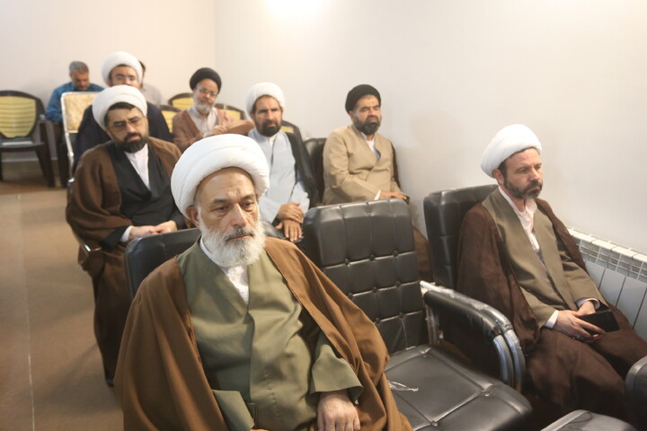 تصاویر/ گردهمایی بیسج اساتید و نخبگان حوزه های علمیه استان اصفهان