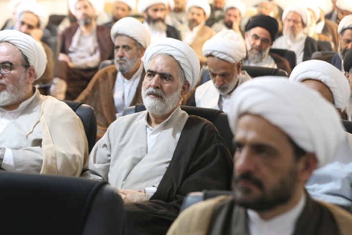 تصاویر/ گردهمایی بیسج اساتید و نخبگان حوزه های علمیه استان اصفهان