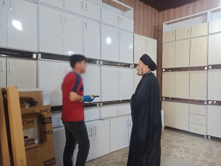 تصاویر/حضور میدانی نماینده ولی فقیه در لرستان در بازار