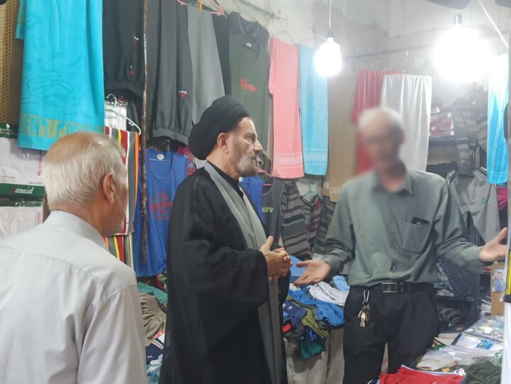 تصاویر/حضور میدانی نماینده ولی فقیه در لرستان در بازار