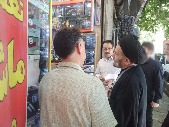 تصاویر/حضور میدانی نماینده ولی فقیه در لرستان در بازار