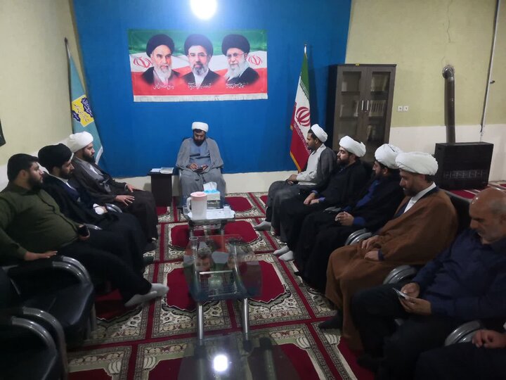 تصاویر/جلسه روحانیون در شهرستان چرداول