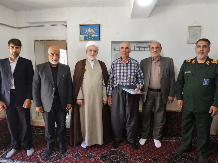 تصاویر/نماینده ولی‌فقیه در کردستان با ماموستایان بخش کلاترزان سنندج