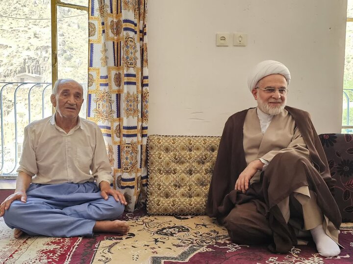 تصاویر/نماینده ولی‌فقیه در کردستان با ماموستایان بخش کلاترزان سنندج