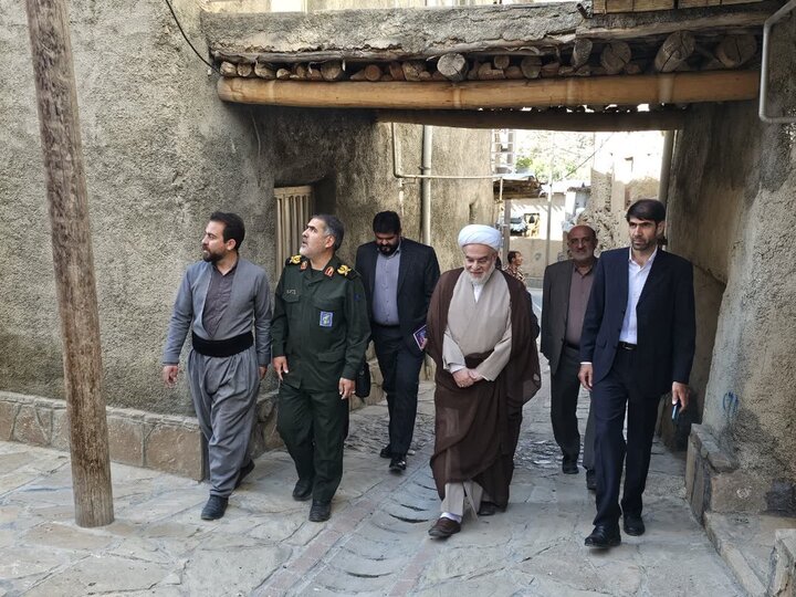 تصاویر/نماینده ولی‌فقیه در کردستان با ماموستایان بخش کلاترزان سنندج