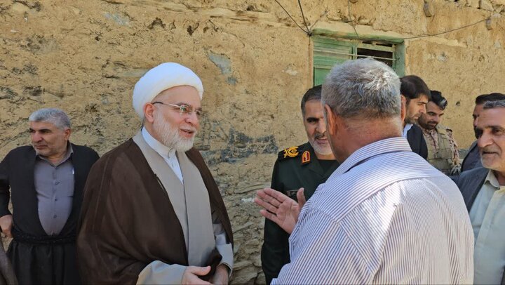 تصاویر/نماینده ولی‌فقیه در کردستان با ماموستایان بخش کلاترزان سنندج