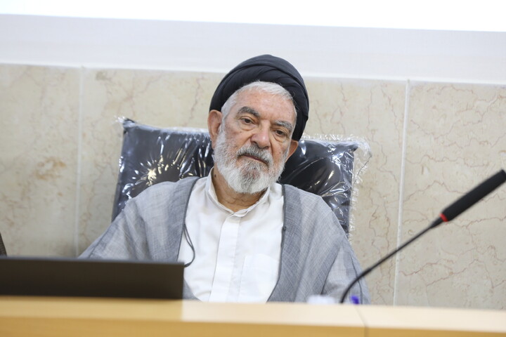 تصاویر/ نشست علمی «امتداد اجتماعی فلسفه» حوزه علمیه اصفهان
