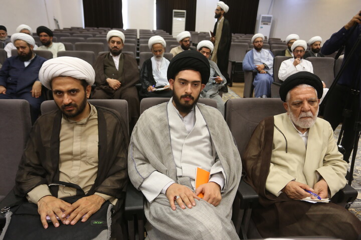 تصاویر/ نشست تخصصی مبانی و روش فهم نهج البلاغه در حوزه علمیه اصفهان