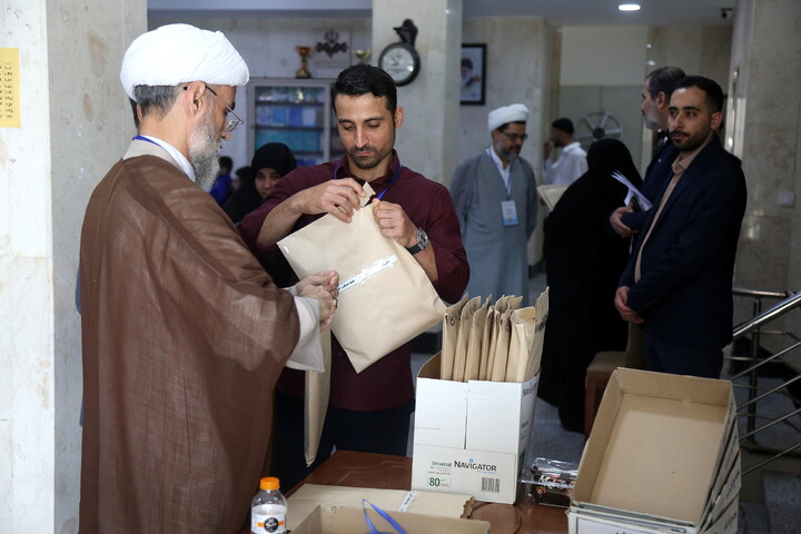 تصاویر/ آزمون اختصاصی ۱۴۰۵ دانشکده دین و رسانه