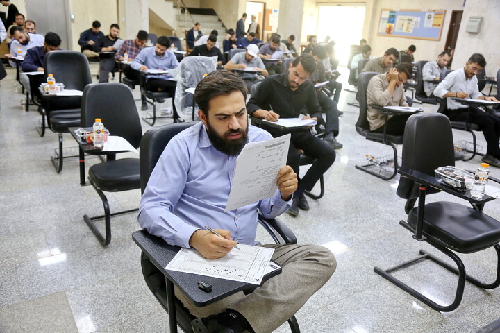 تصاویر/ آزمون اختصاصی ۱۴۰۵ دانشکده دین و رسانه