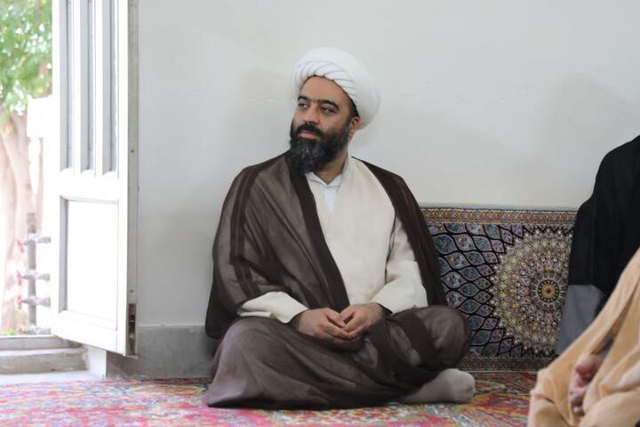 تصاویر/ نشست تبیینی با حضور حجت‌الاسلام والمسلمین مهدوی ارفع در مدرسه علمیه مصلی برگزار شد