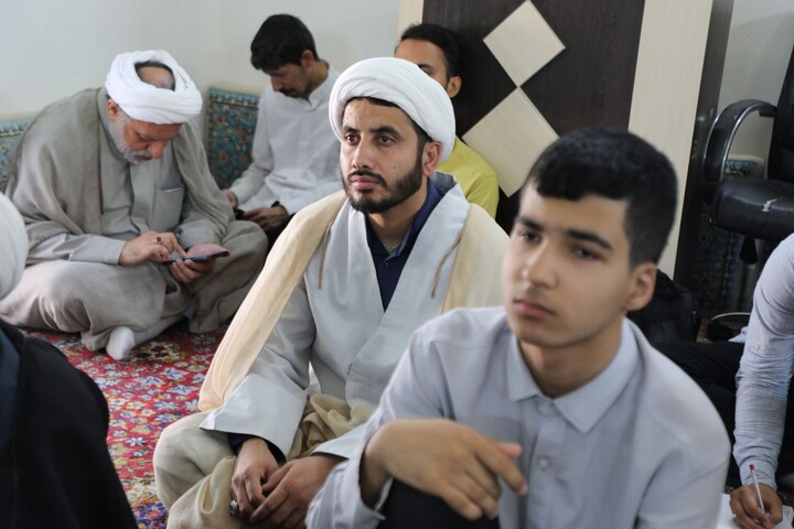 تصاویر/ نشست تبیینی با حضور حجت‌الاسلام والمسلمین مهدوی ارفع در مدرسه علمیه مصلی برگزار شد