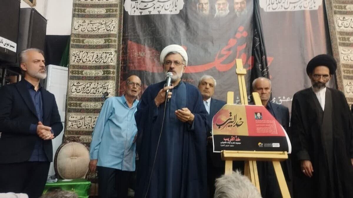 مادحین اهل بیت (ع)، از ارکان بعثت مردمی در خیابان ها هستند