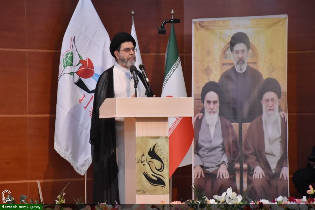 فرهنگ ایثار ضامن عزت و اقتدار ملت ایران است