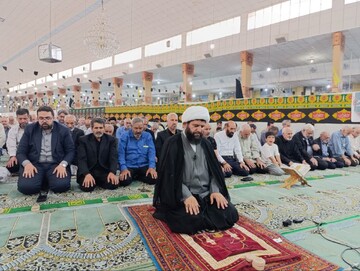 تصاویر/ اقامه نماز جمعه در پاکدشت