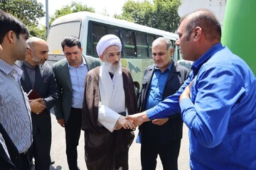 تصاویر/  قدردانی نماینده ولی فقیه در مازندران از رانندگان ناوگان حمل و نقل