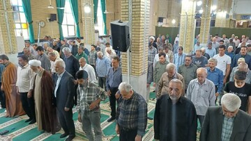 تصاویر/ اقامه نماز عبادی سیاسی جمعه در زرندیه