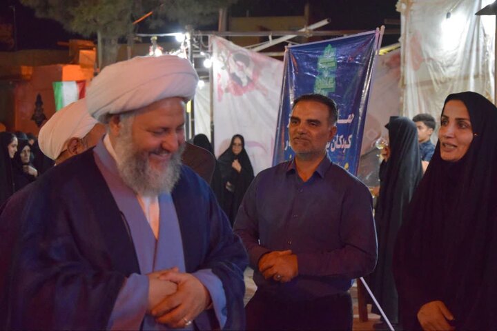 تصاویر/ یکصدو سومین شب اجتماع شبانگاهی مردم آران وبیدگل در میدان سردارسلیمانی