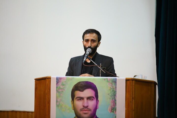 تصاویر/ حضور حجت الاسلام و المسلمین محمدی لائینی در اولین سالگرد شهادت پاسدار شهید سید مهدی موسوی در روستای سنام