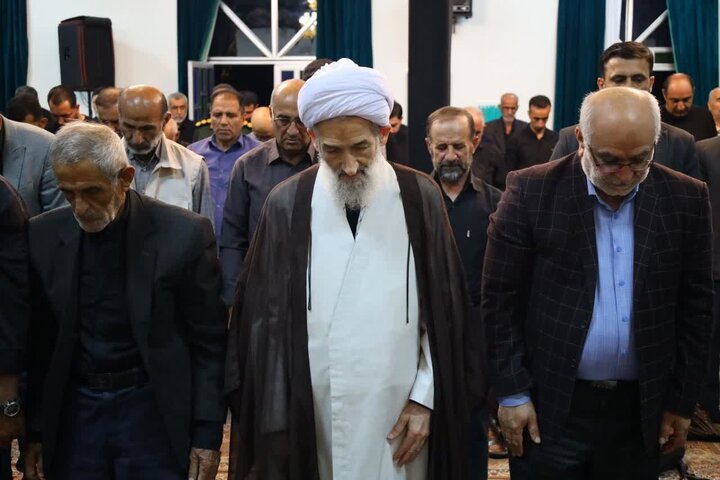 تصاویر/ حضور حجت الاسلام و المسلمین محمدی لائینی در اولین سالگرد شهادت پاسدار شهید سید مهدی موسوی در روستای سنام