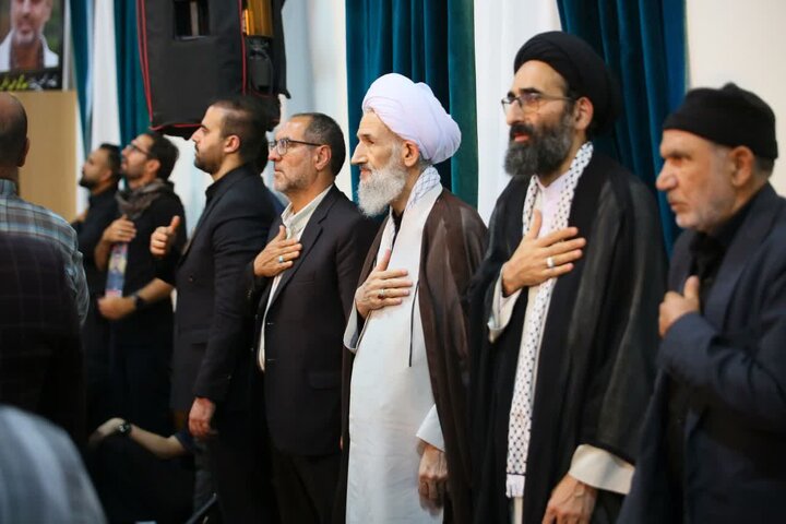 تصاویر/ حضور حجت الاسلام و المسلمین محمدی لائینی در اولین سالگرد شهادت پاسدار شهید سید مهدی موسوی در روستای سنام