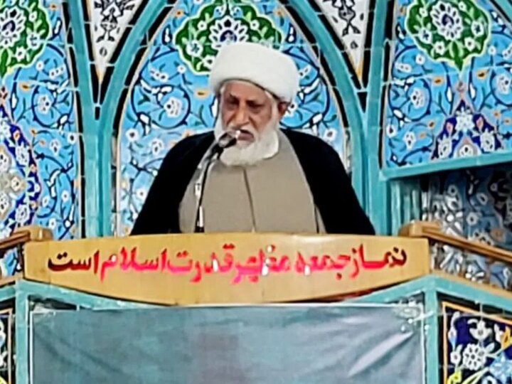 محرم، مدرسه خودسازی و بازگشت به مکتب عاشورا است