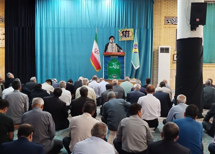تصاویر/ اقامه نماز جمعه در شهرستان ایوان