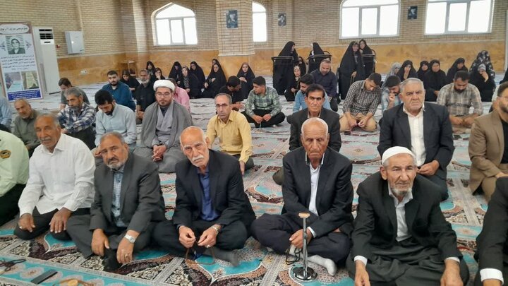 تصاویر/مراسم آئین وحدت بخش نمازجمعه در شهرستان چوار
