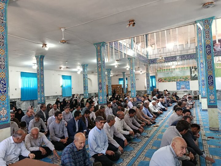 تصاویر/ آیین عبادی سیاسی نماز جمعه در شهرستان چرداول