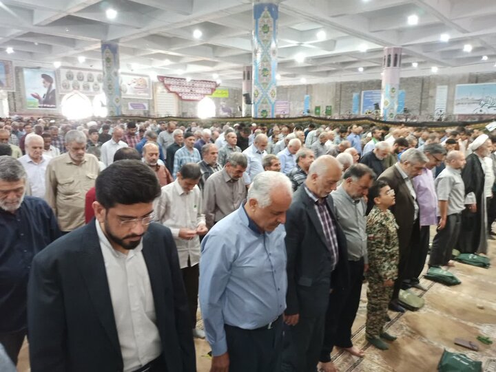 تصاویر/ نمازعبادی سیاسی جمعه کاشان