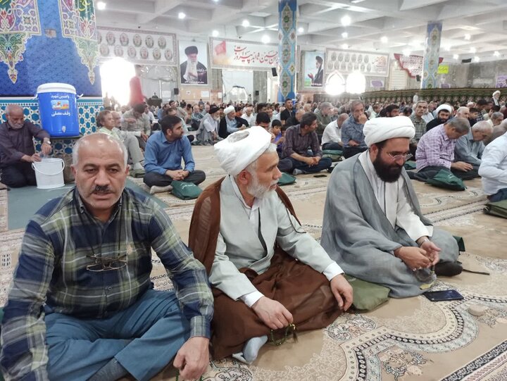 تصاویر/ نمازعبادی سیاسی جمعه کاشان