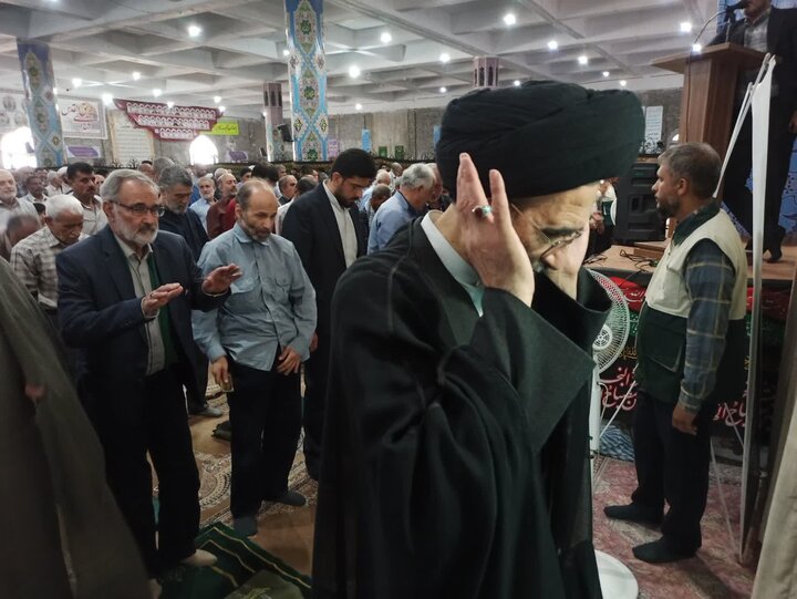 تصاویر/ نمازعبادی سیاسی جمعه کاشان