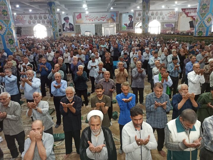 تصاویر/ نمازعبادی سیاسی جمعه کاشان