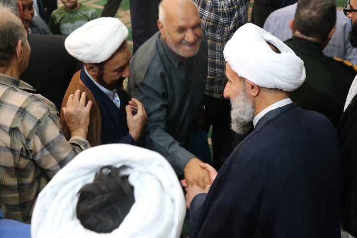 تصاویر/ اقامه نماز جمعه در قرچک