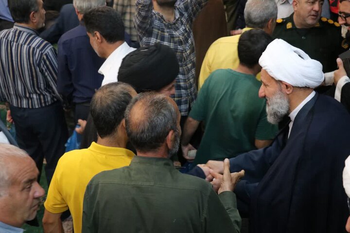 تصاویر/ اقامه نماز جمعه در قرچک